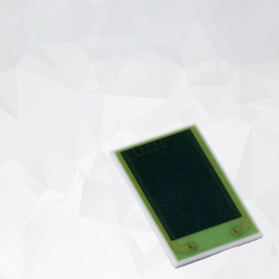 SMD Widerstand auf grauem Hintergrund